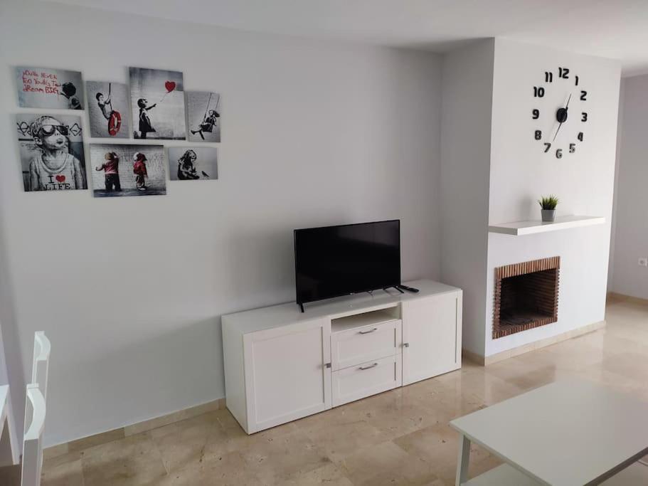 Sunny Guadalmina Apartment Marbella Buitenkant foto